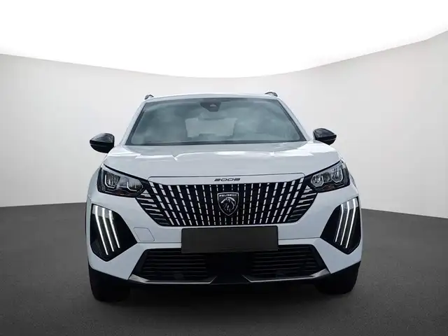 Peugeot 2008 view 2