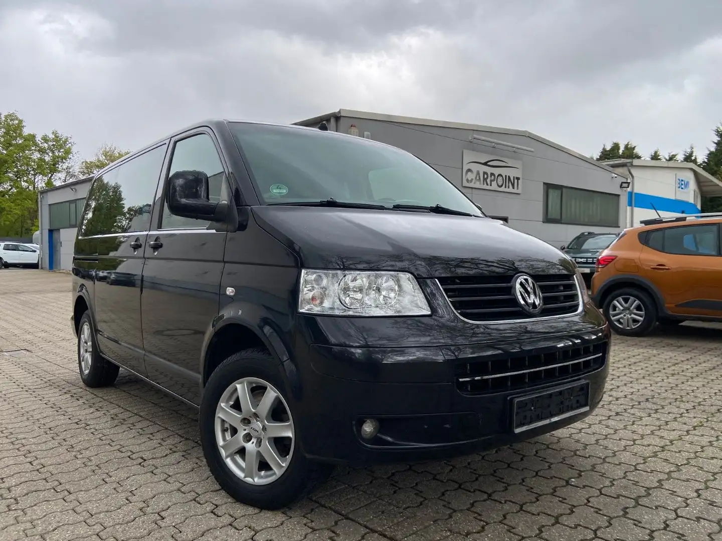 Volkswagen T5 Multivan 1.9 TDi Navi Klimaautomatik 7-Sitzer Siyah - 1