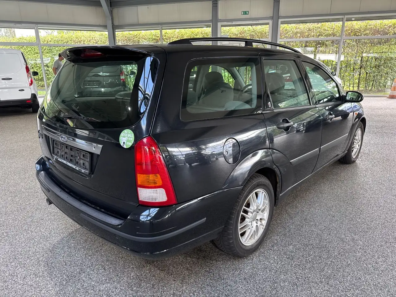 Ford Focus Turnier 2.0i Ghia Klima Tüv 11/2027, foto 2