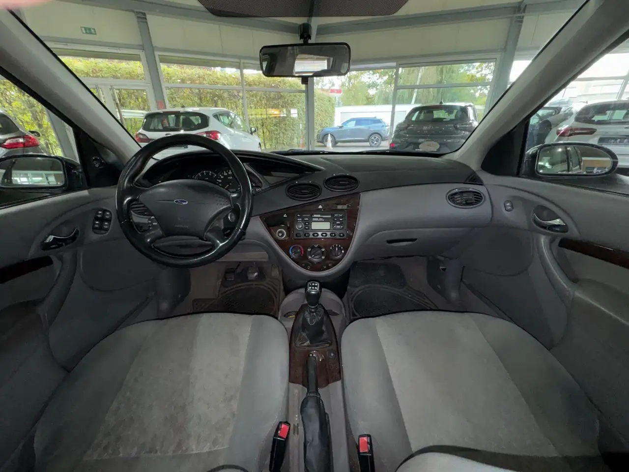 Ford Focus Turnier 2.0i Ghia Klima Tüv 11/2027, foto 3