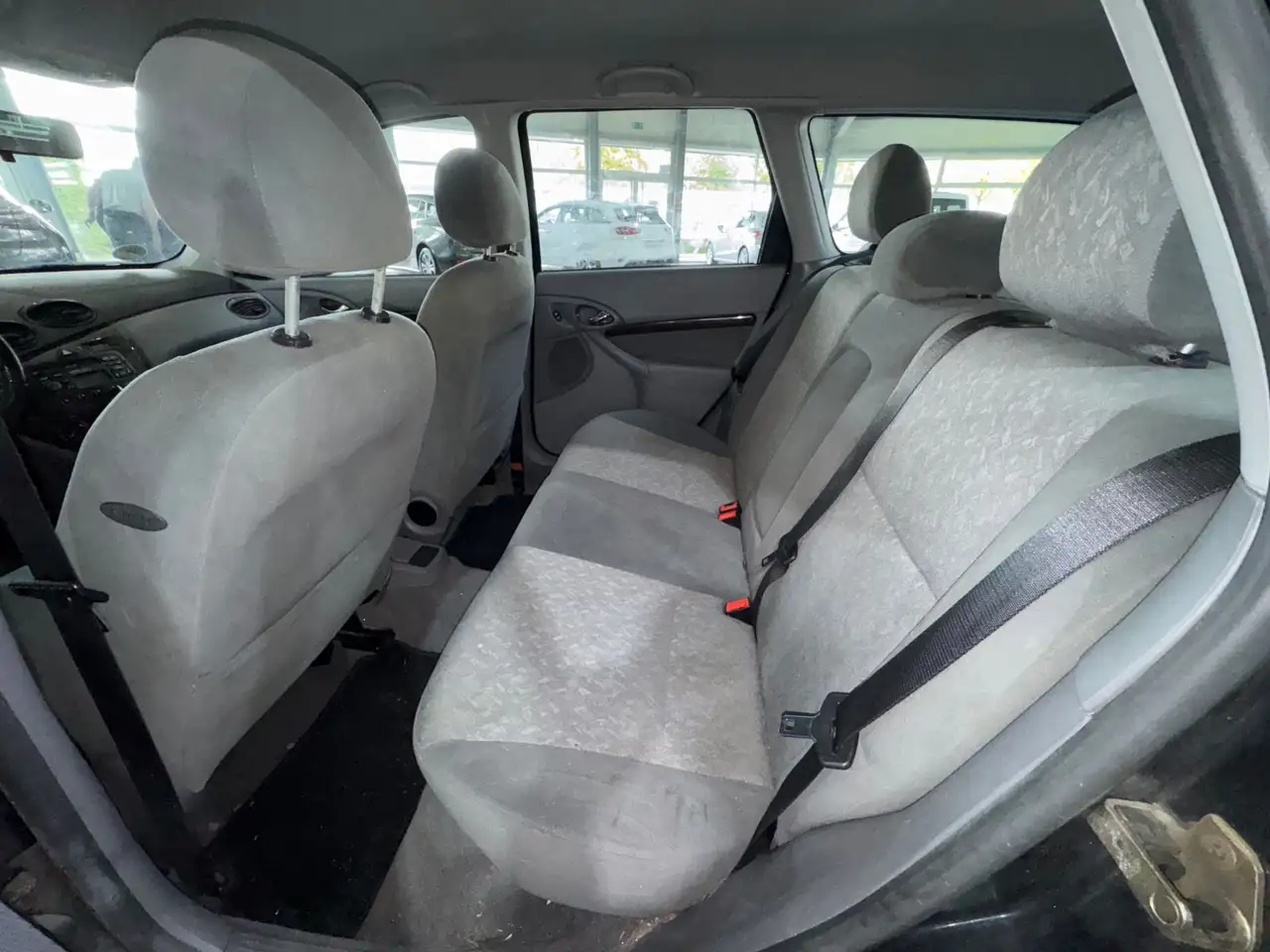 Ford Focus Turnier 2.0i Ghia Klima Tüv 11/2027, foto 9