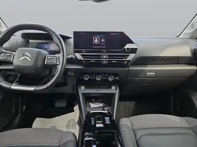 Citroen C4 view 12