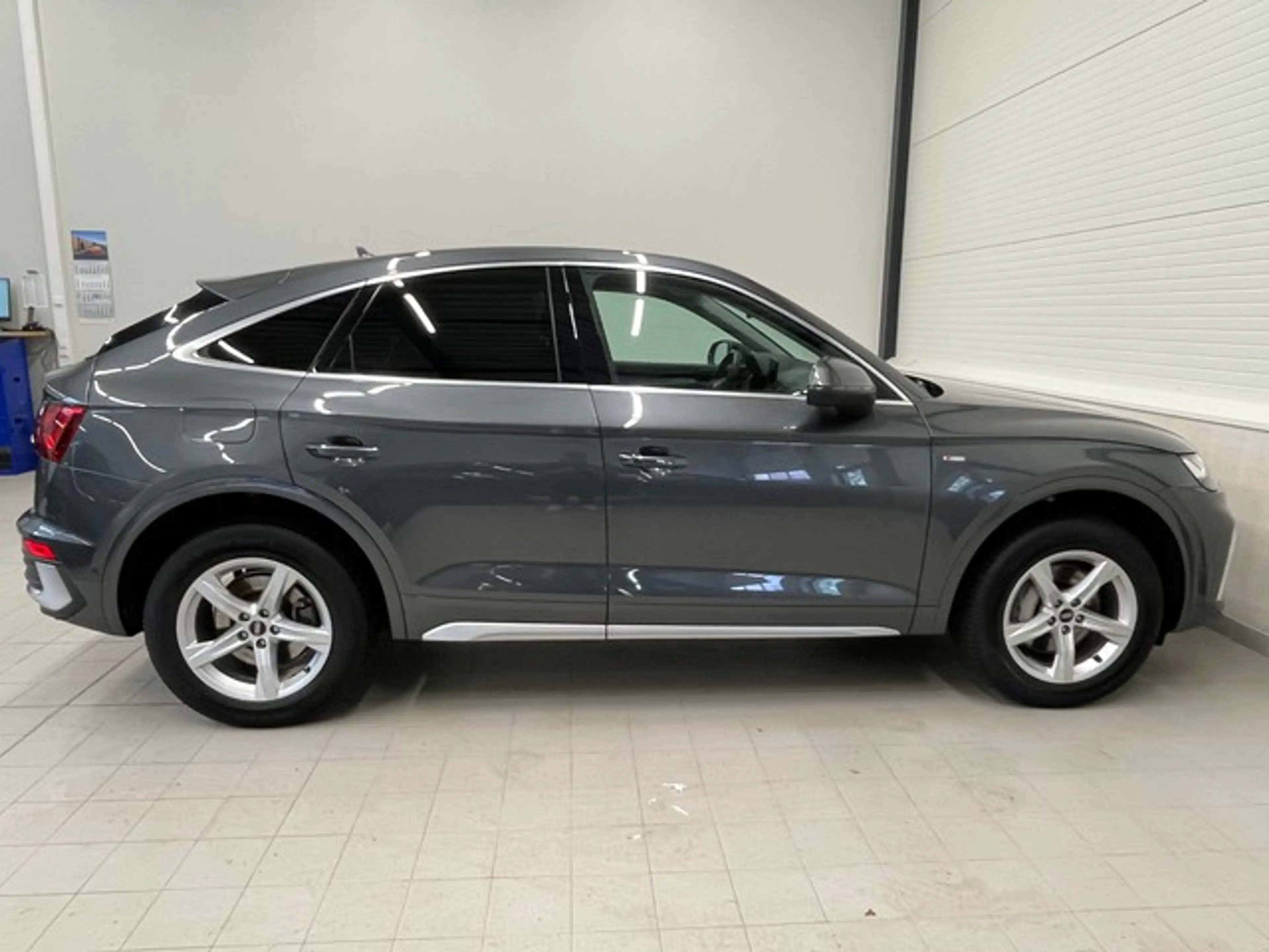 Audi Q5 Sportback 55 TFSIe quattro S line AHK+KAMERA+MA... — photo 8