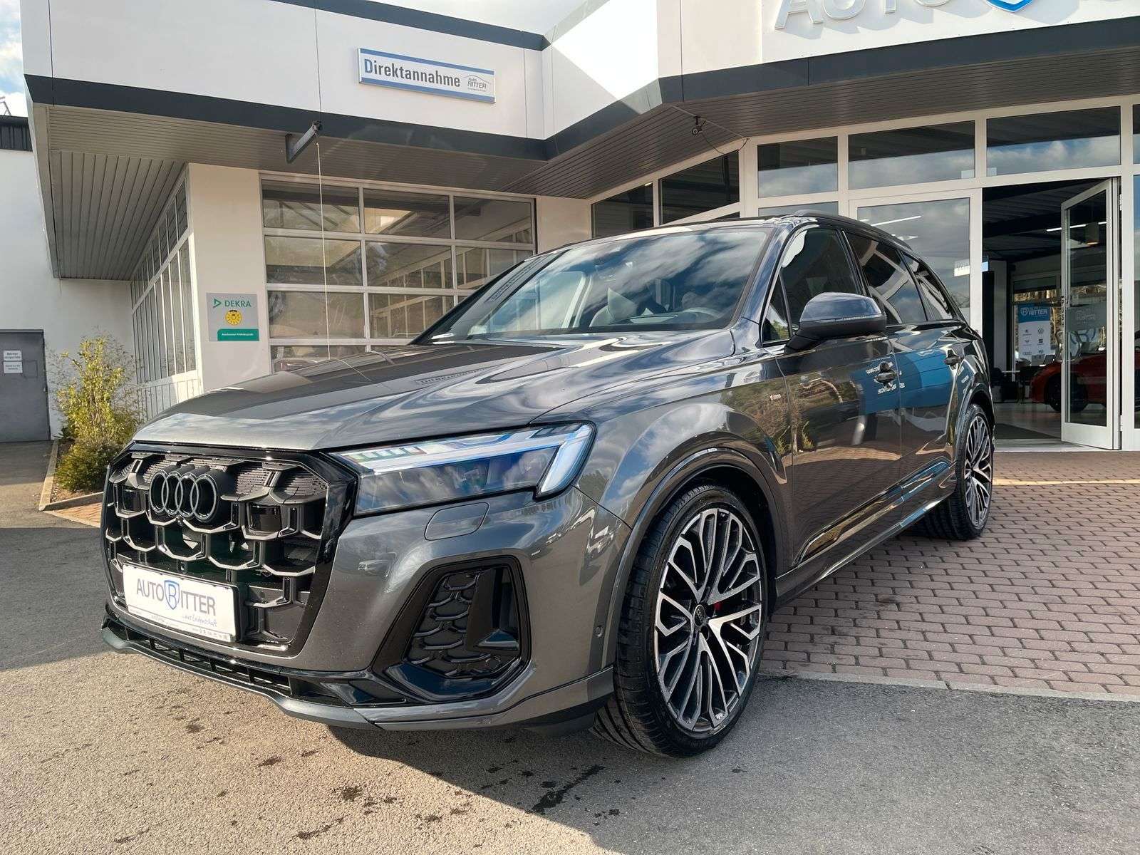 Second hand Audi Q7 3.0