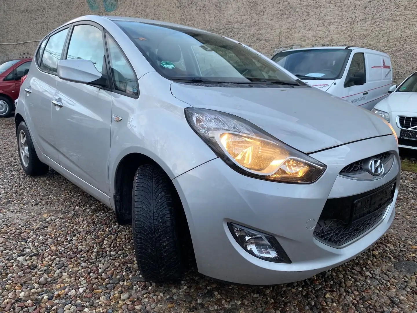 Hyundai iX20 1.6 Style Automatik Silber - 2