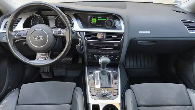 Audi A5 view 11