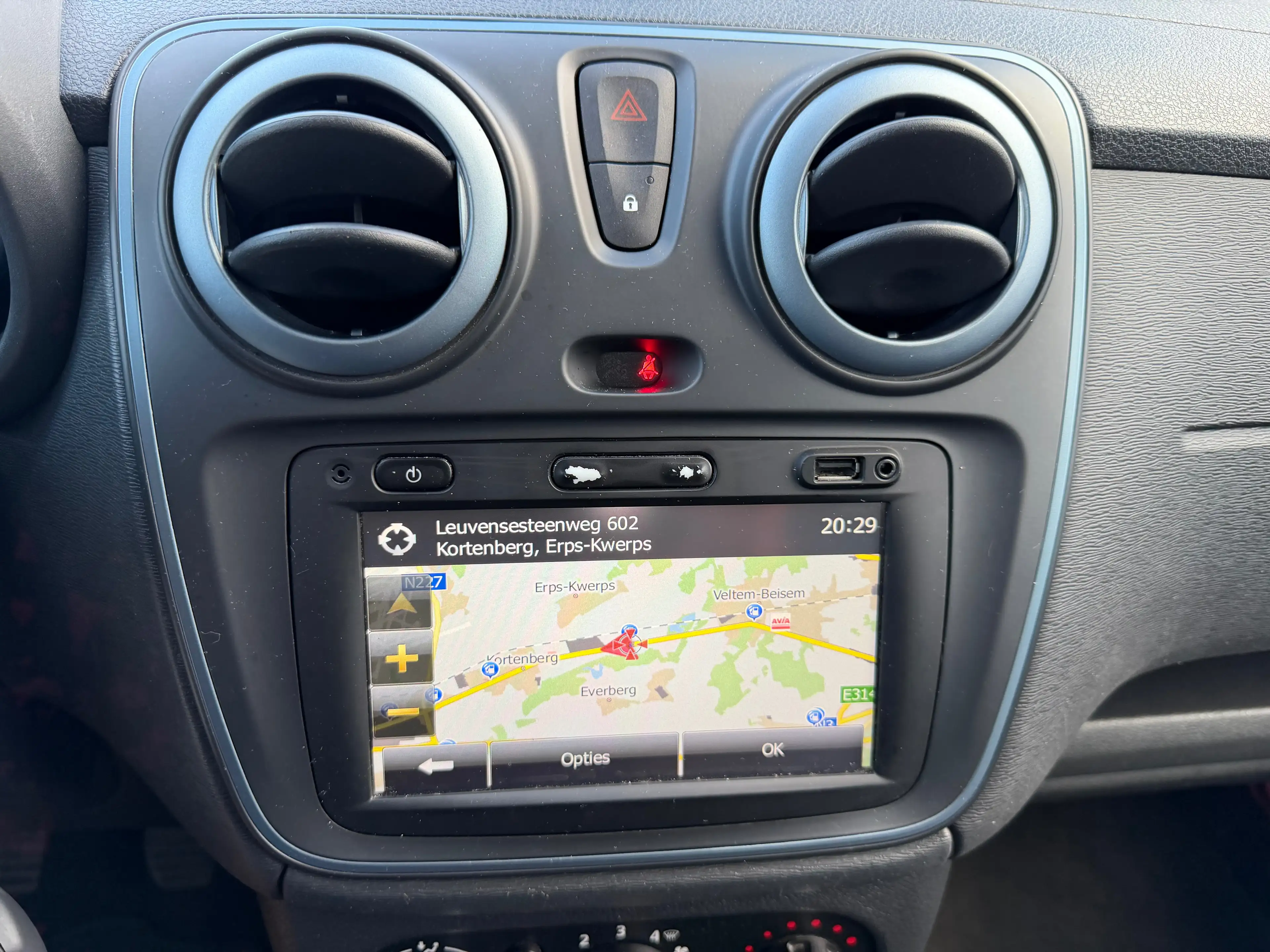 Dacia Lodgy Lodgy Stepway 1.5 dCi 5pl. — photo 10