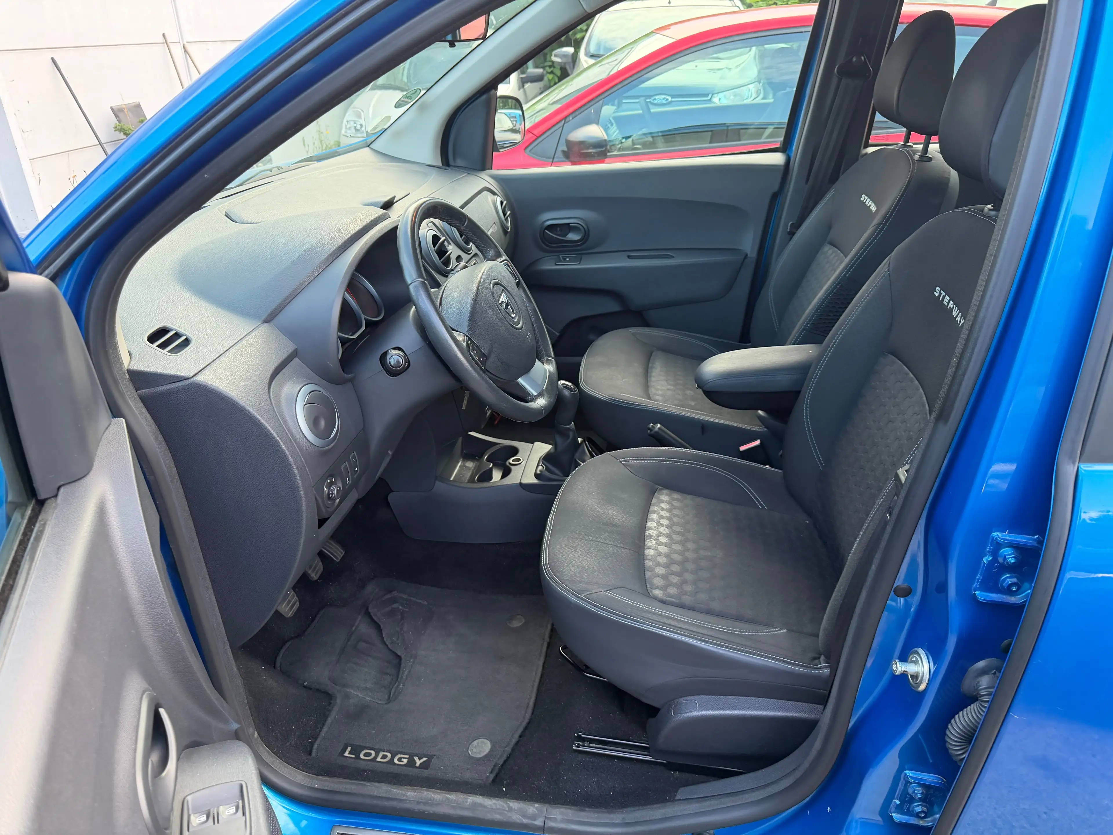 Dacia Lodgy Lodgy Stepway 1.5 dCi 5pl. — photo 6