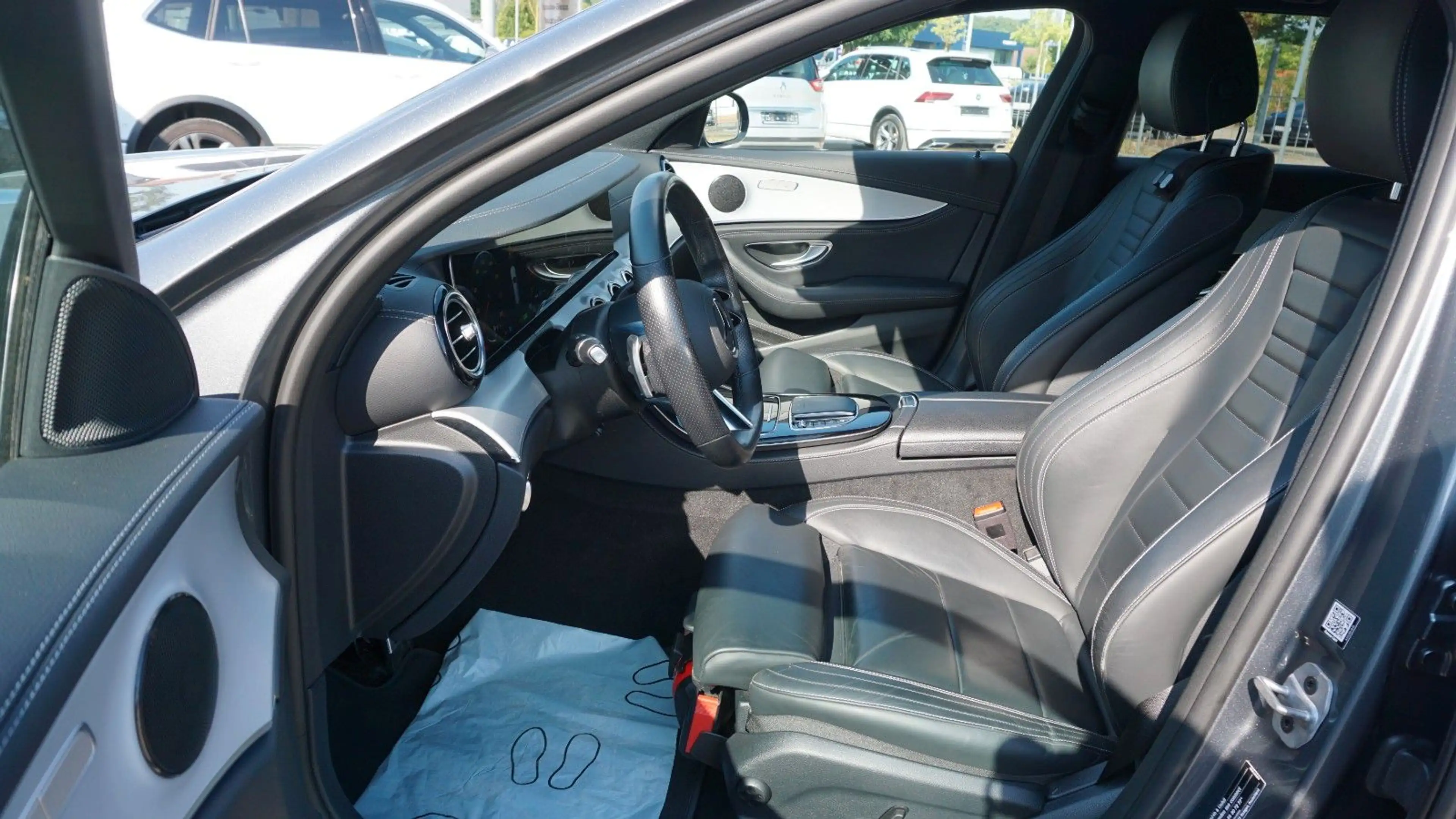 Mercedes-Benz E 450 T, 4Matic,AMG Line,Panorama,360°,AHK el,WR — photo 4