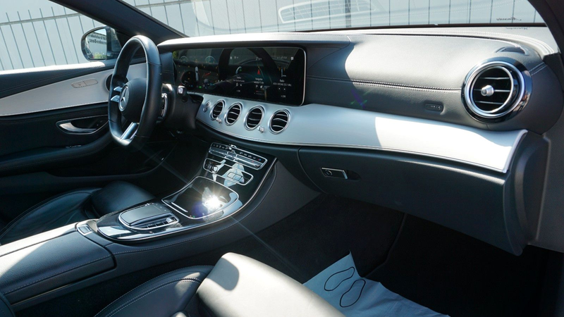 Mercedes-Benz E 450 T, 4Matic,AMG Line,Panorama,360°,AHK el,WR — photo 11