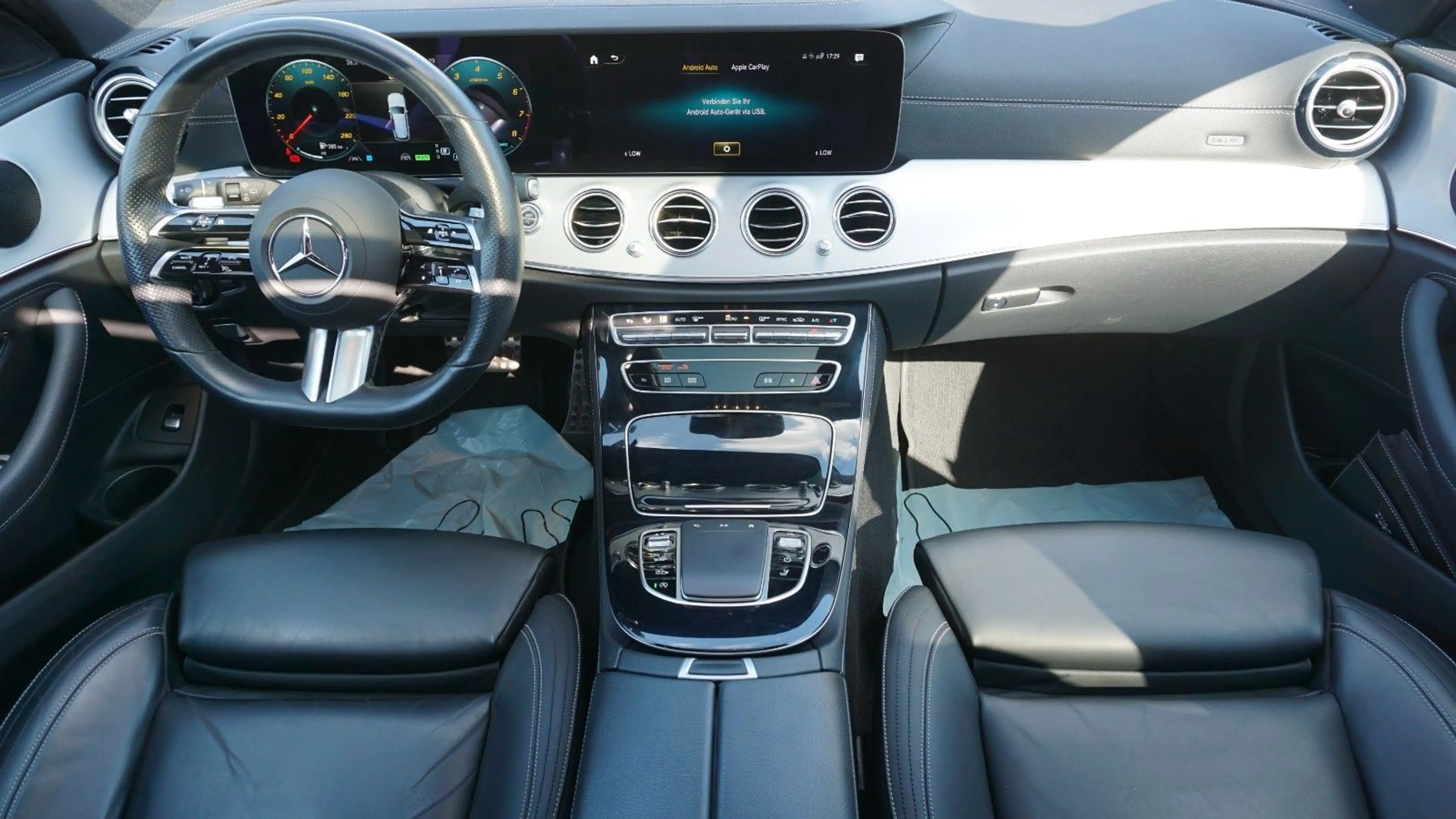 Mercedes-Benz E 450 T, 4Matic,AMG Line,Panorama,360°,AHK el,WR — photo 3