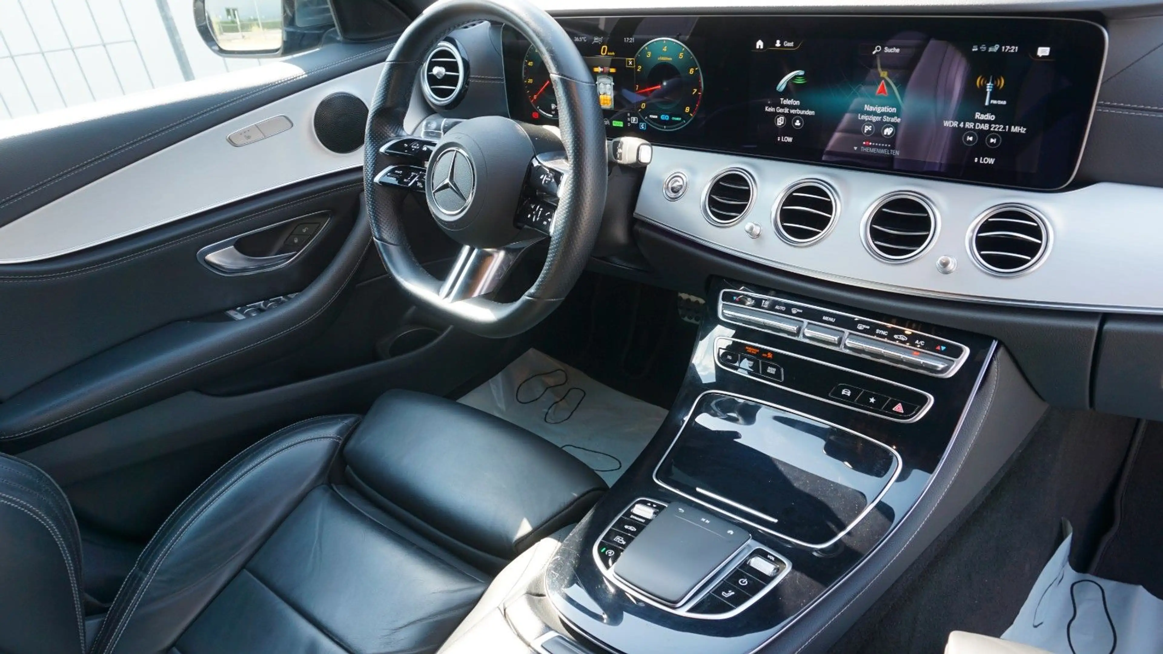 Mercedes-Benz E 450 T, 4Matic,AMG Line,Panorama,360°,AHK el,WR — photo 12