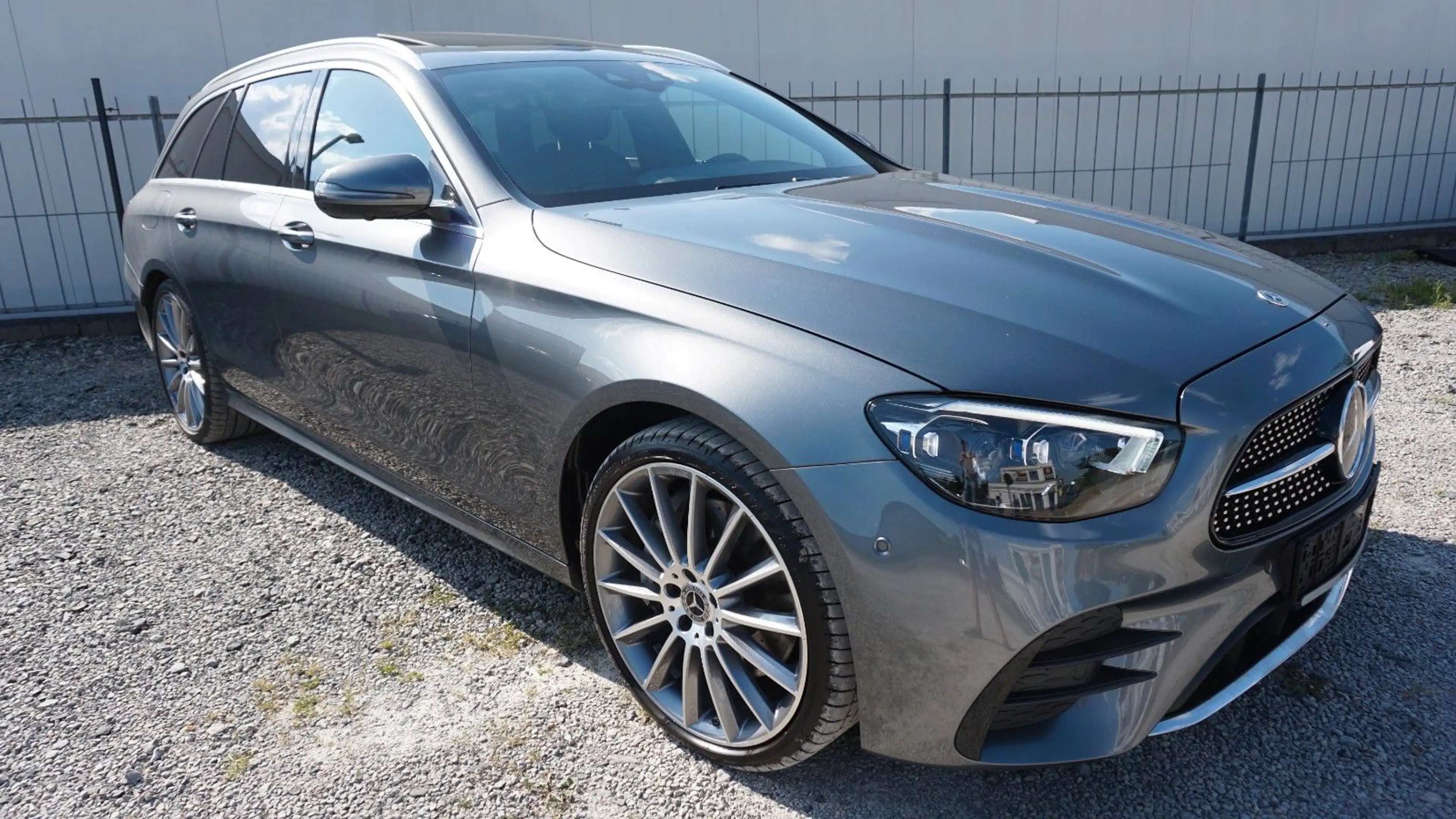 Mercedes-Benz E 450 T, 4Matic,AMG Line,Panorama,360°,AHK el,WR — photo 7