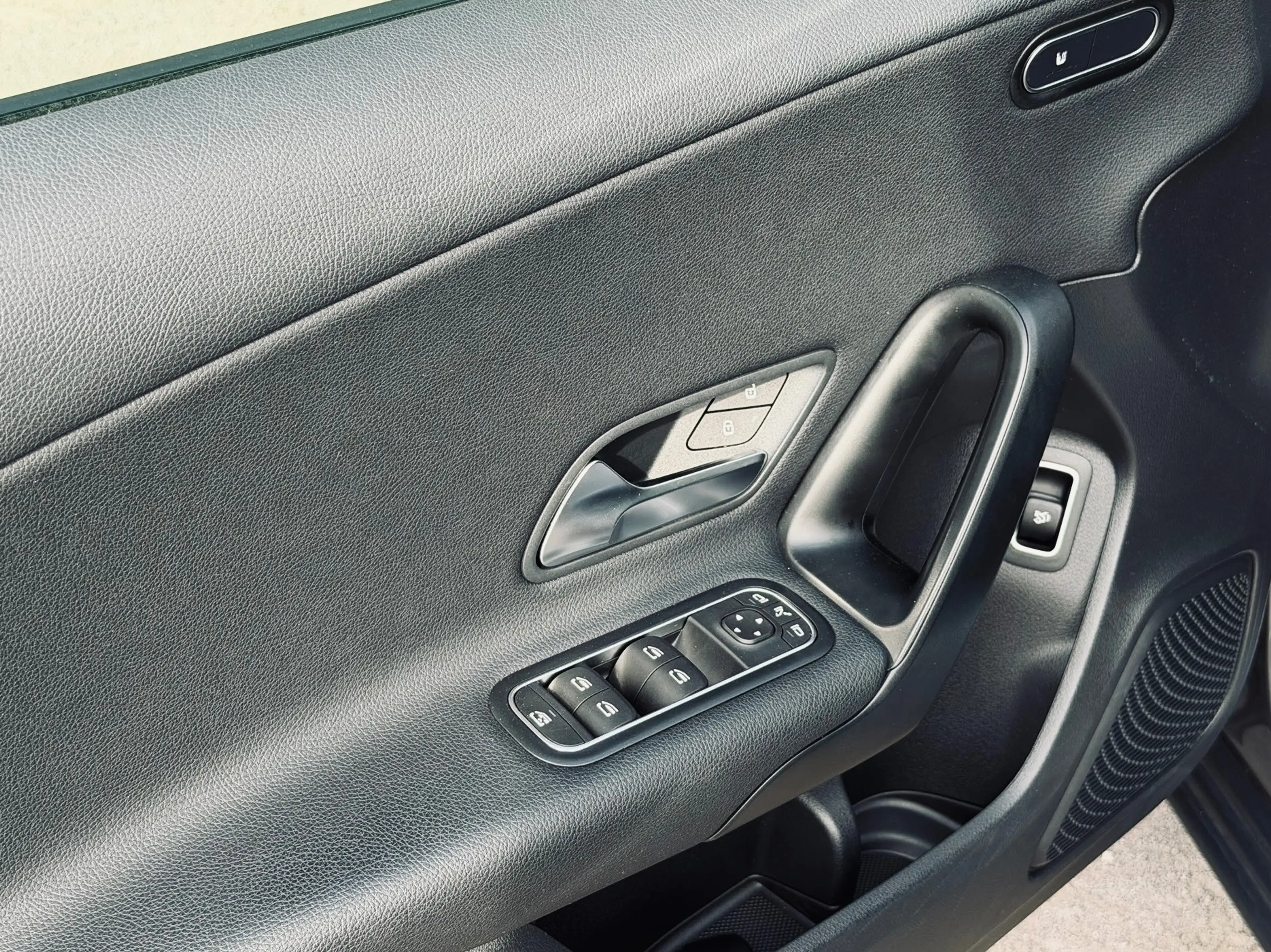Mercedes-Benz A 180 A 180 d Business Solution // Garantie 12 Mois✅✅✅ — photo 12