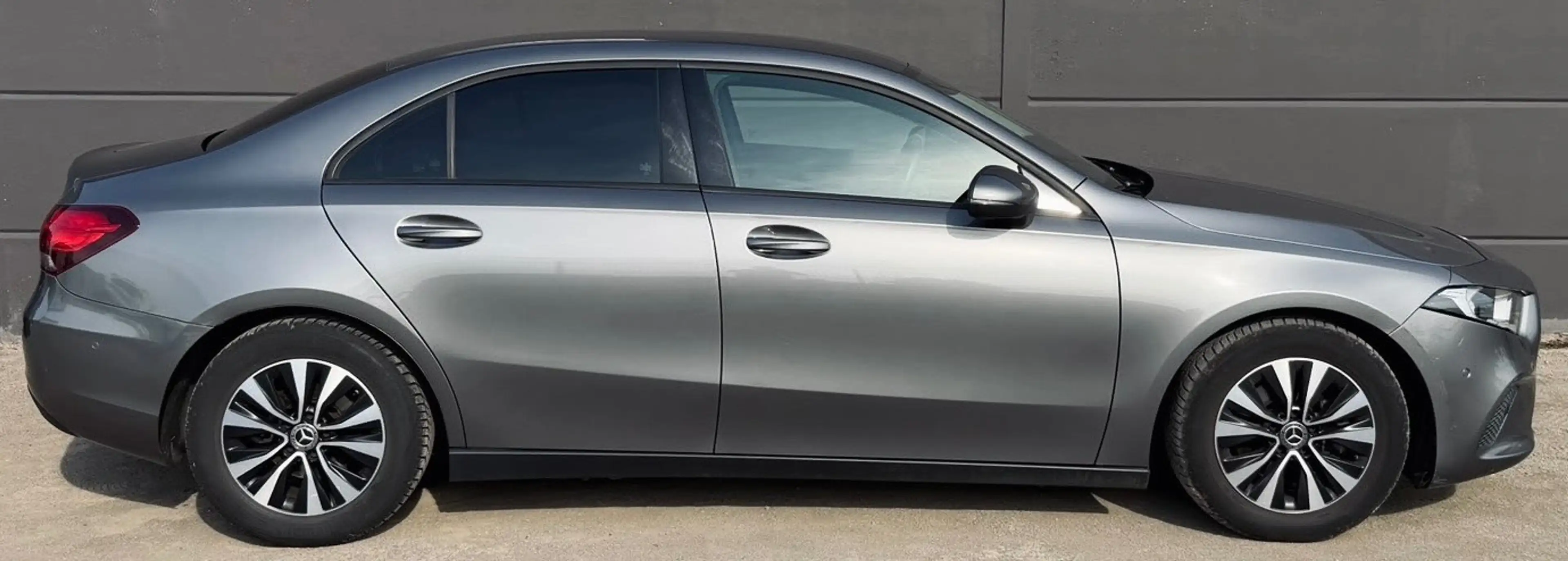 Mercedes-Benz A 180 A 180 d Business Solution // Garantie 12 Mois✅✅✅ — photo 4