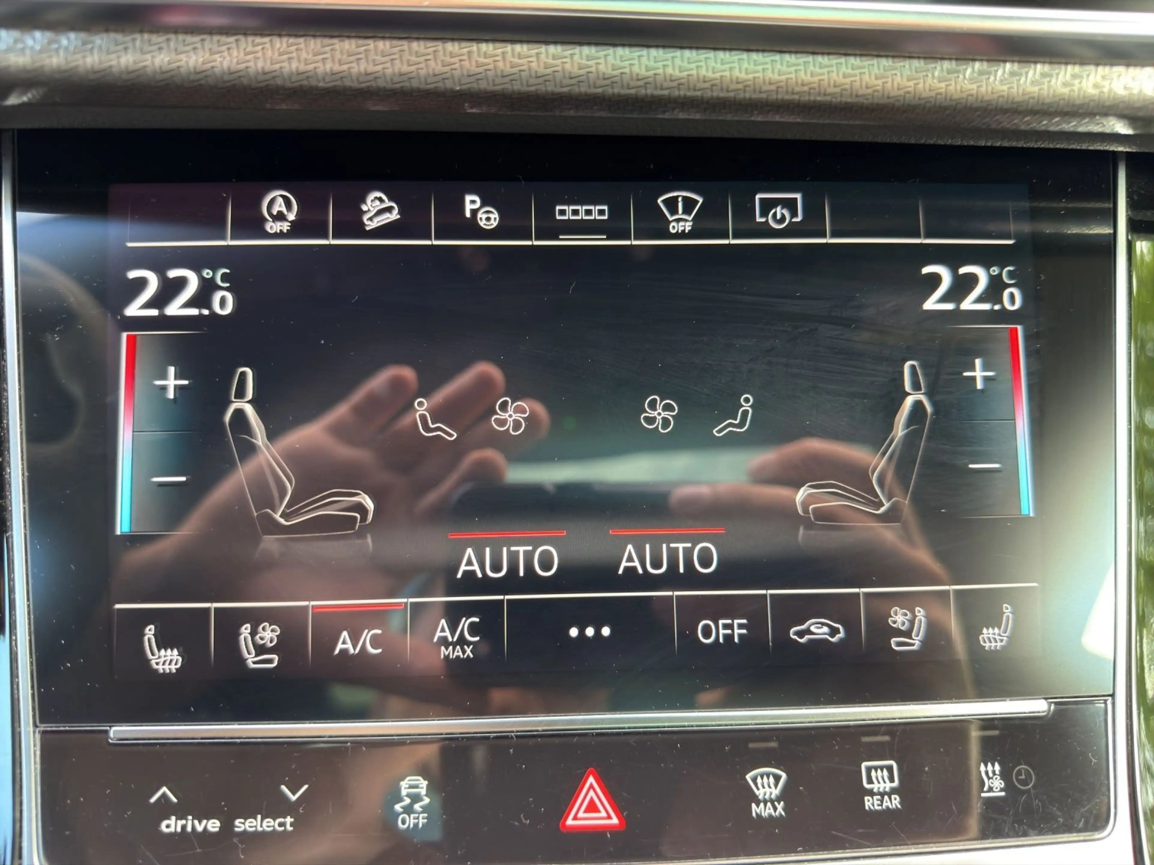 Audi RS Q8 RSQ8 TFSI Q HD-MATRIX AHK OPS+ KERAMIK LM23 — photo 13