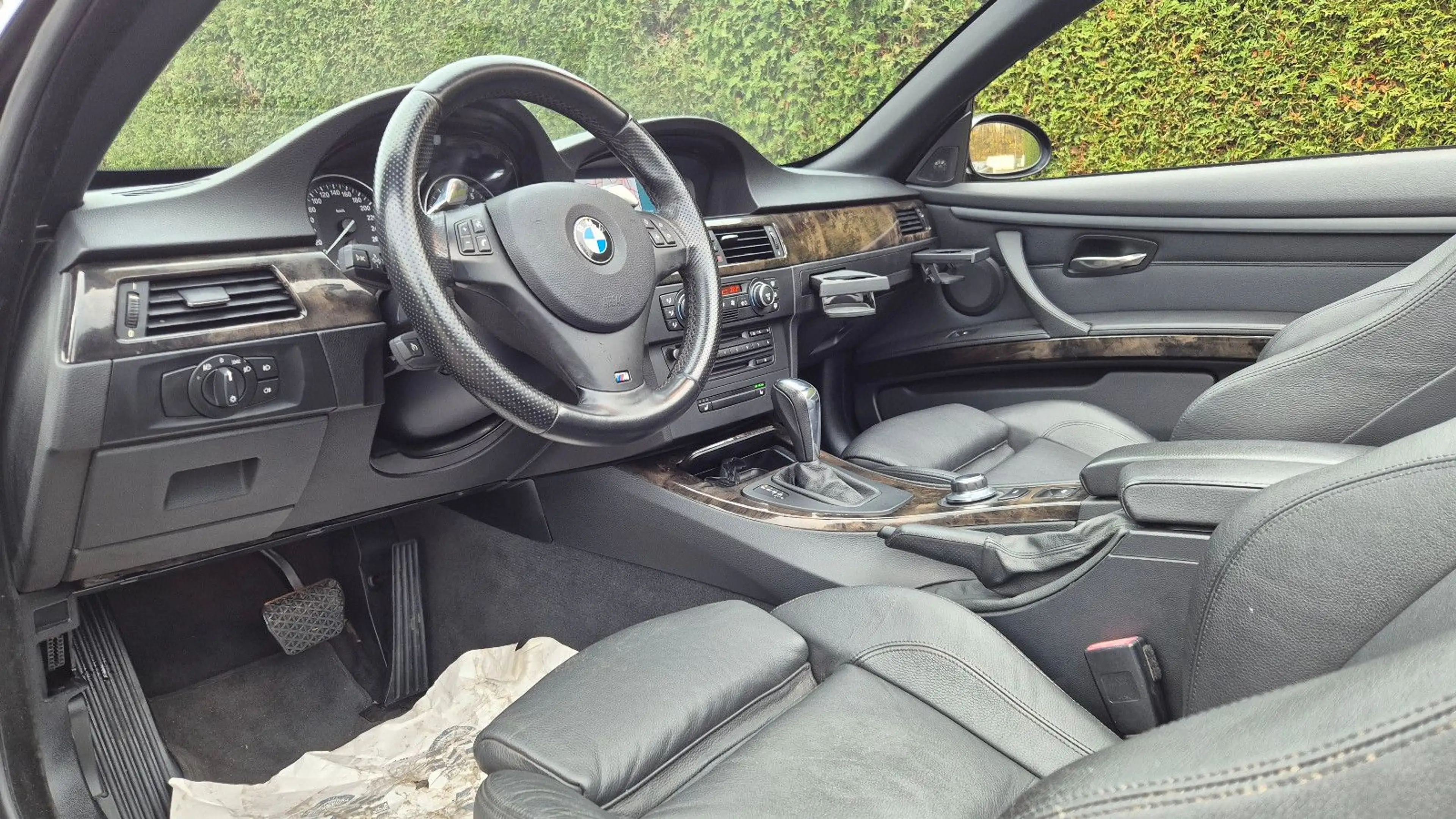 BMW 335 i Cabrio Limited Sport Edition Aut.NAVI/XENON — photo 9