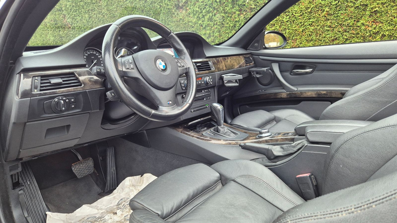 BMW 335 i Cabrio Limited Sport Edition Aut.NAVI/XENON — photo 9