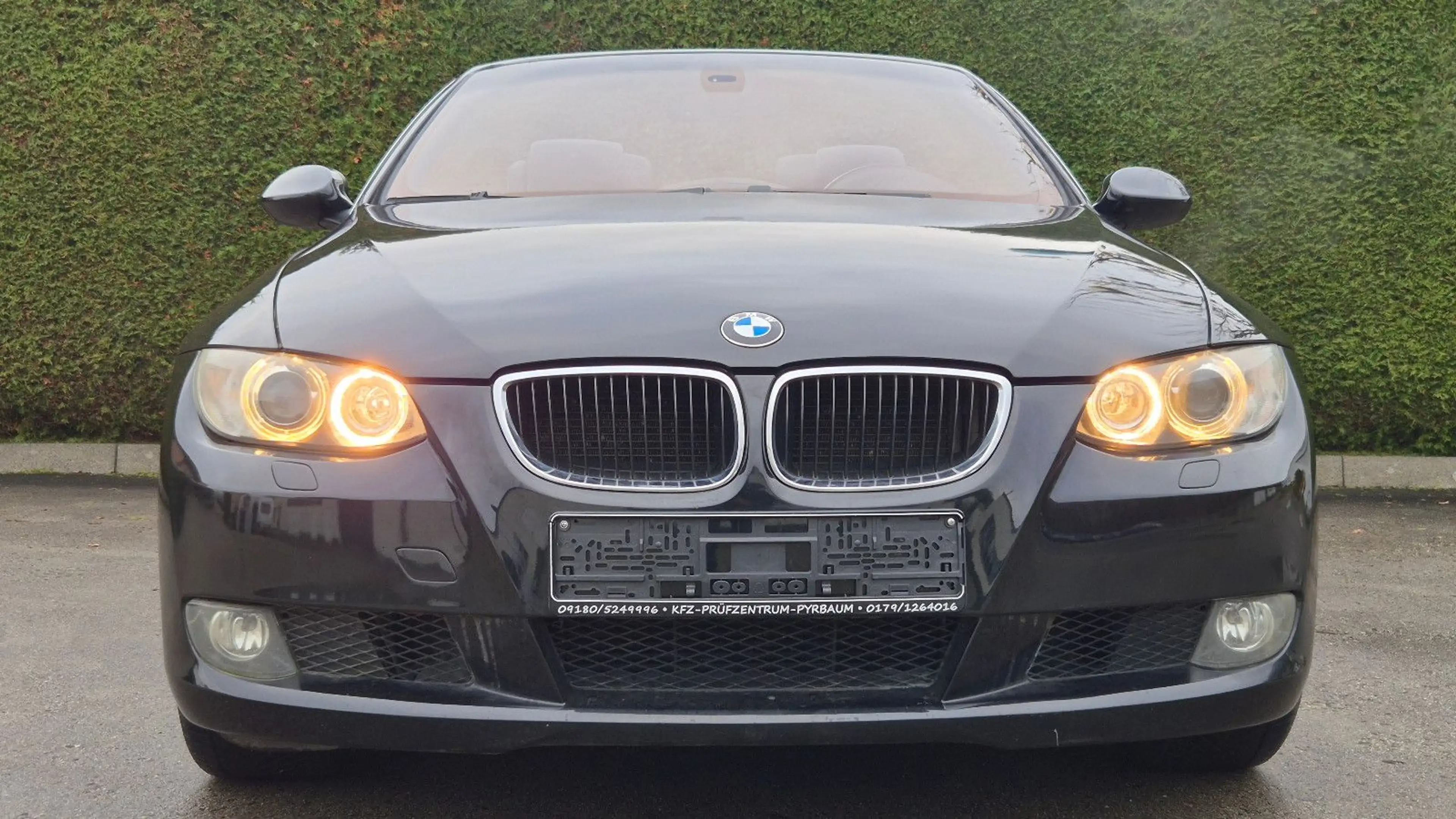 BMW 335 i Cabrio Limited Sport Edition Aut.NAVI/XENON — photo 2