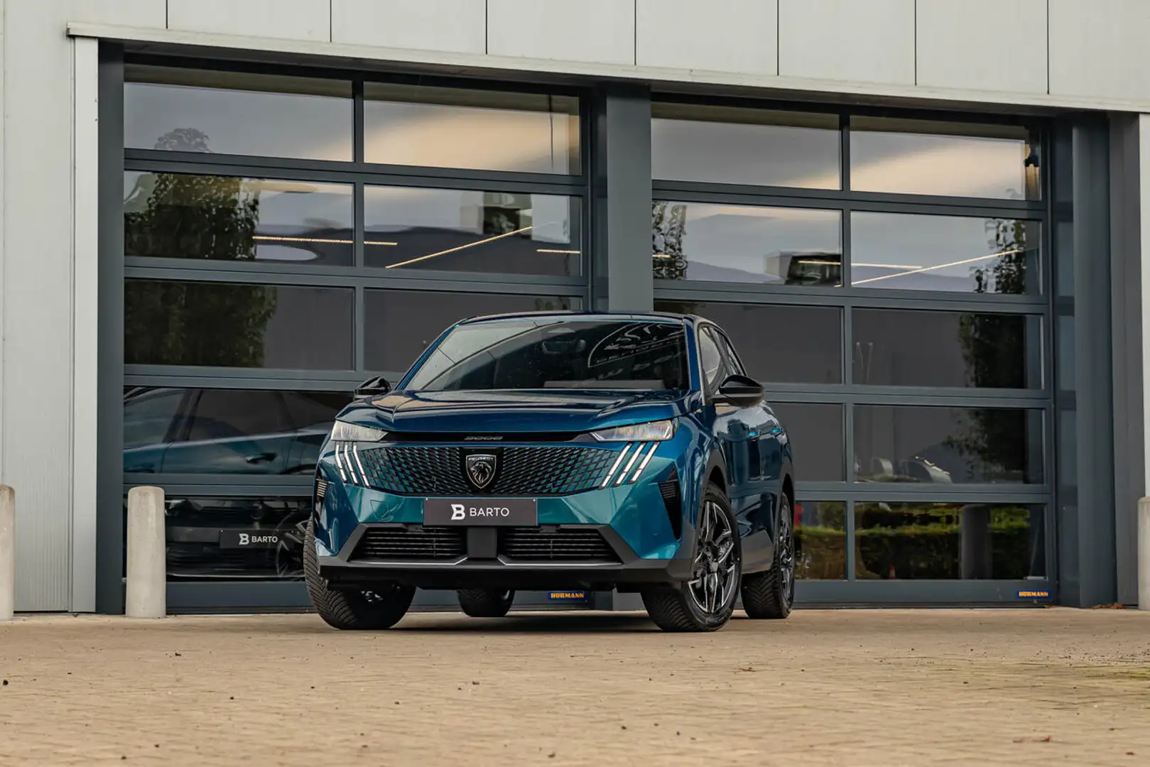 Peugeot 3008 MHEV I 136 PK AT I Pano dak I 360° Camera I Nav... Bleu - 1