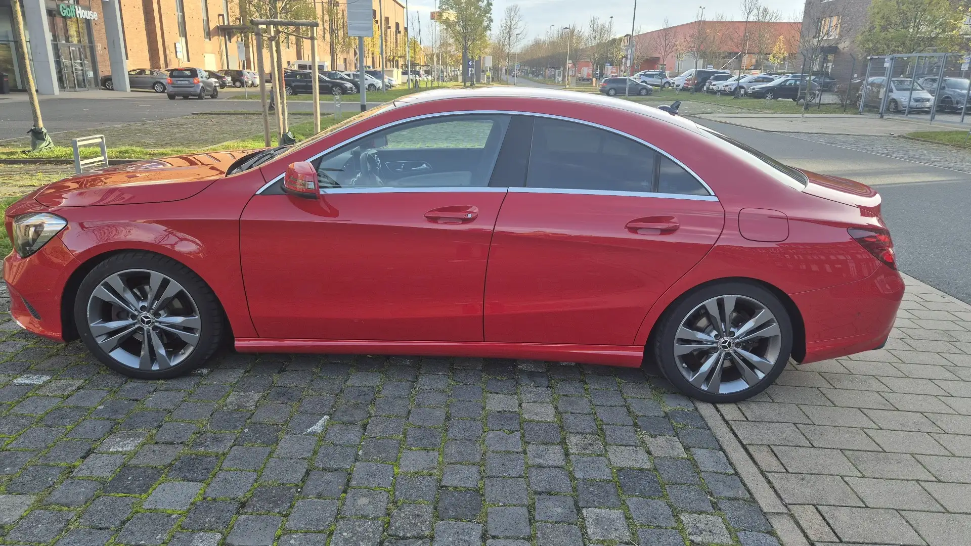 Mercedes-Benz CLA 220 4Matic 7G-DCT Peak Edition - 1