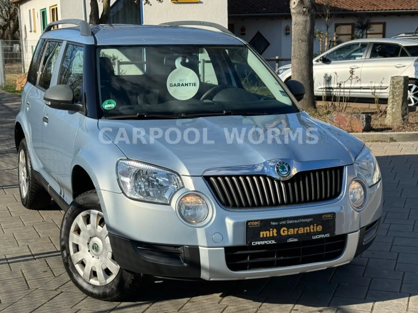 Skoda Yeti 1.2 TSI DSG-AUTOMATIK+KLIMA+ALLWETTER Azul - 1