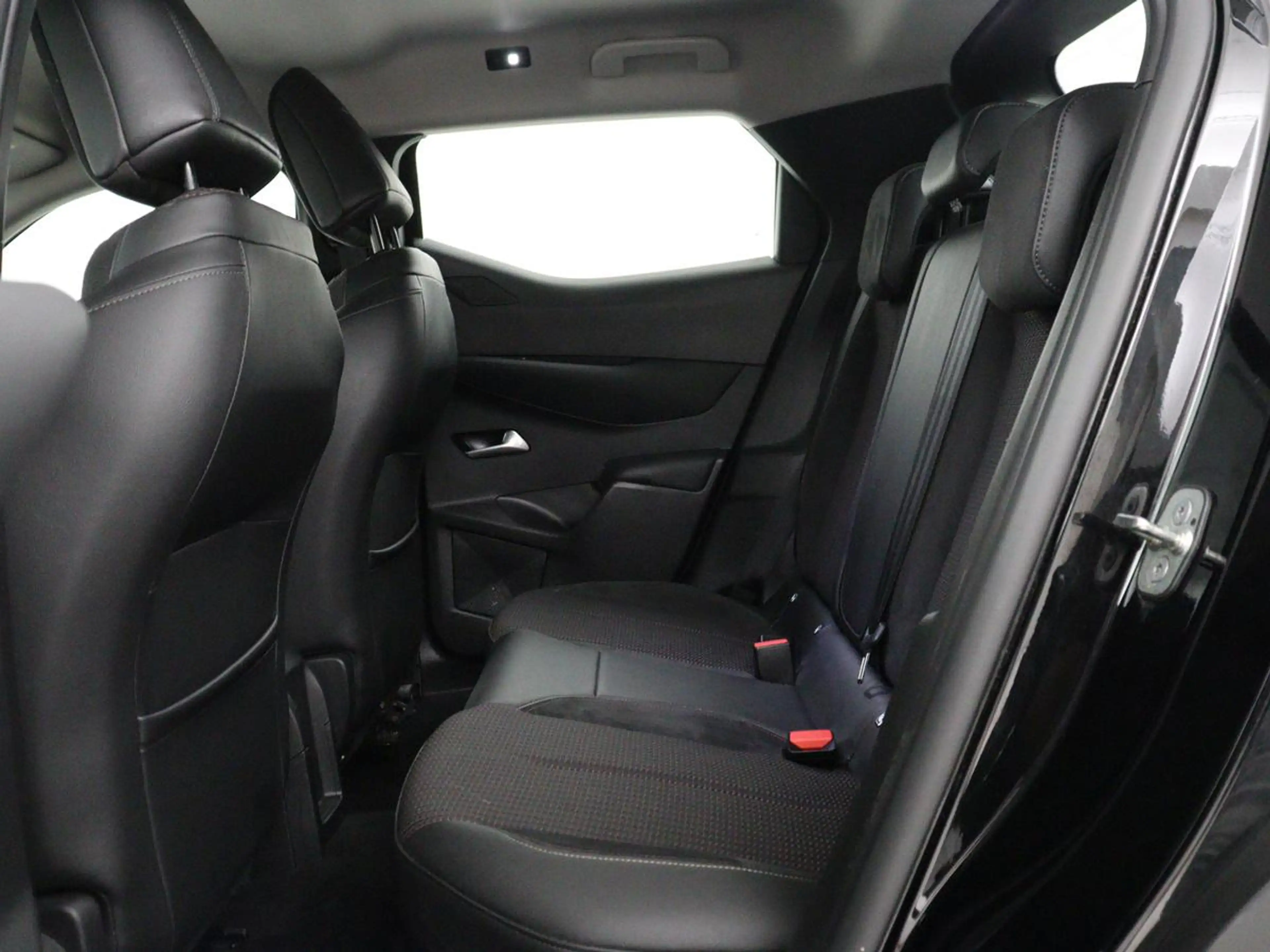 DS Automobiles DS 3 E-Tense Performance Line 54 kWh | SOH 95,4% | Half — photo 6