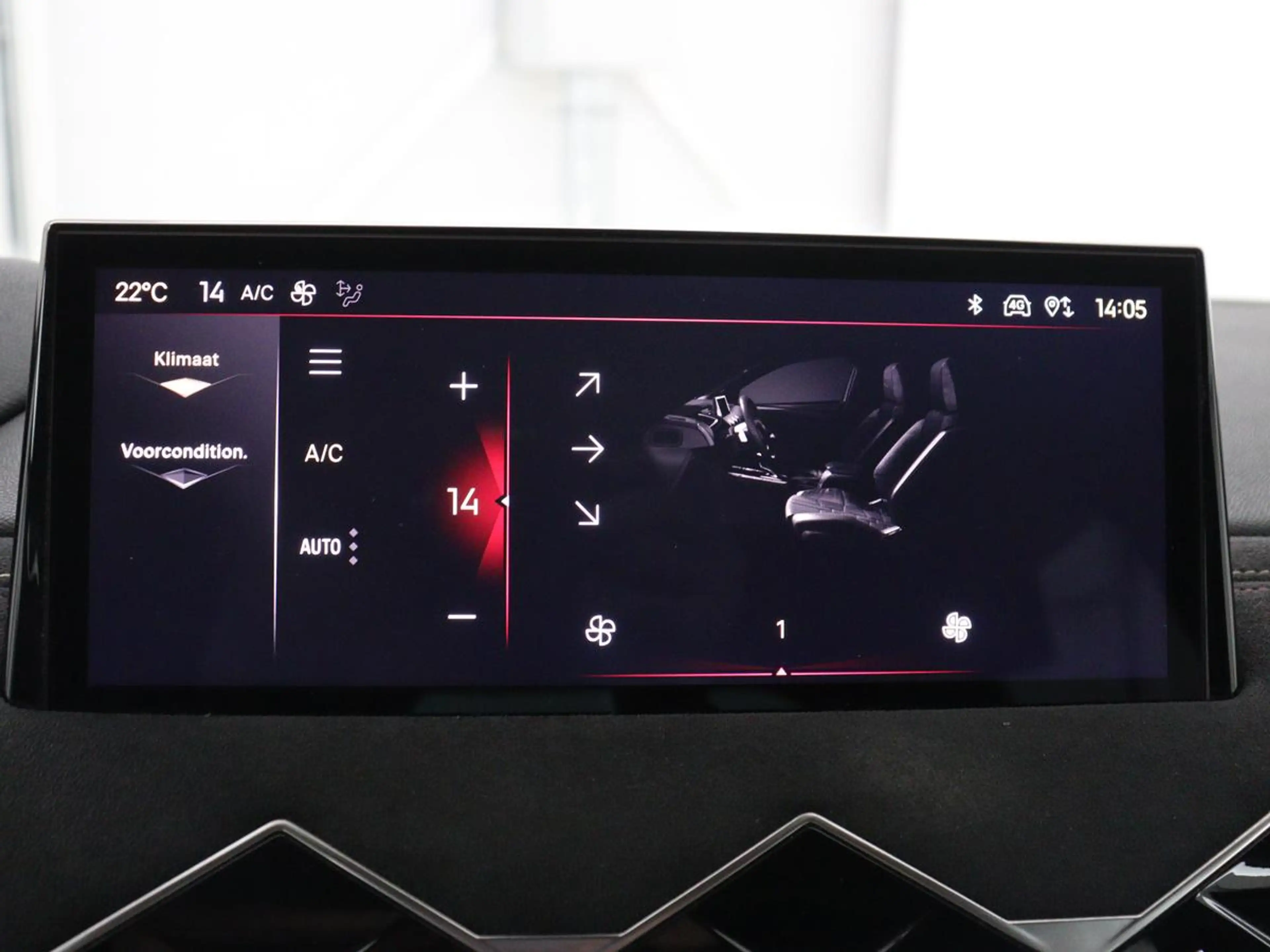 DS Automobiles DS 3 E-Tense Performance Line 54 kWh | SOH 95,4% | Half — photo 13