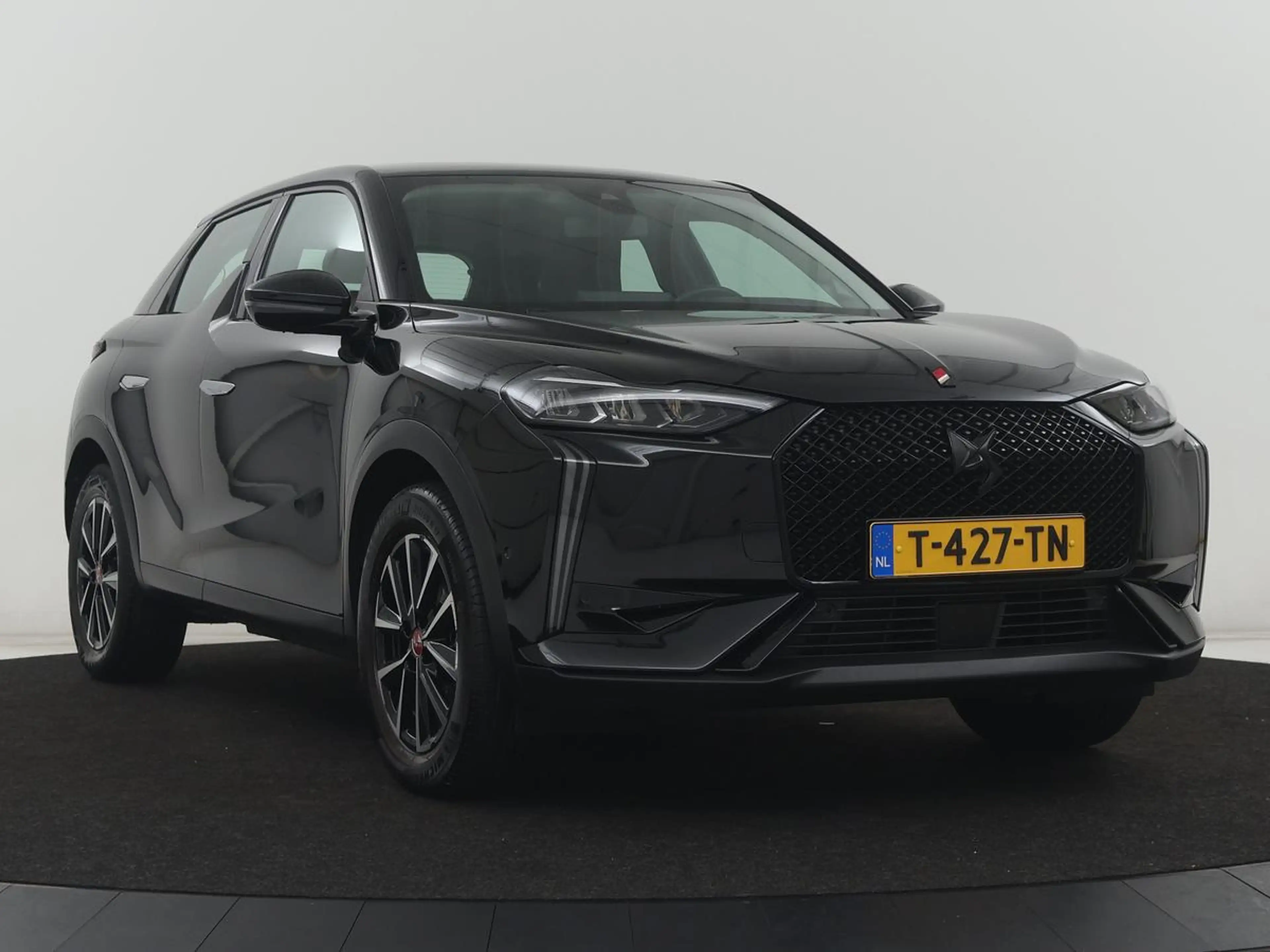 DS Automobiles DS 3 E-Tense Performance Line 54 kWh | SOH 95,4% | Half — photo 32