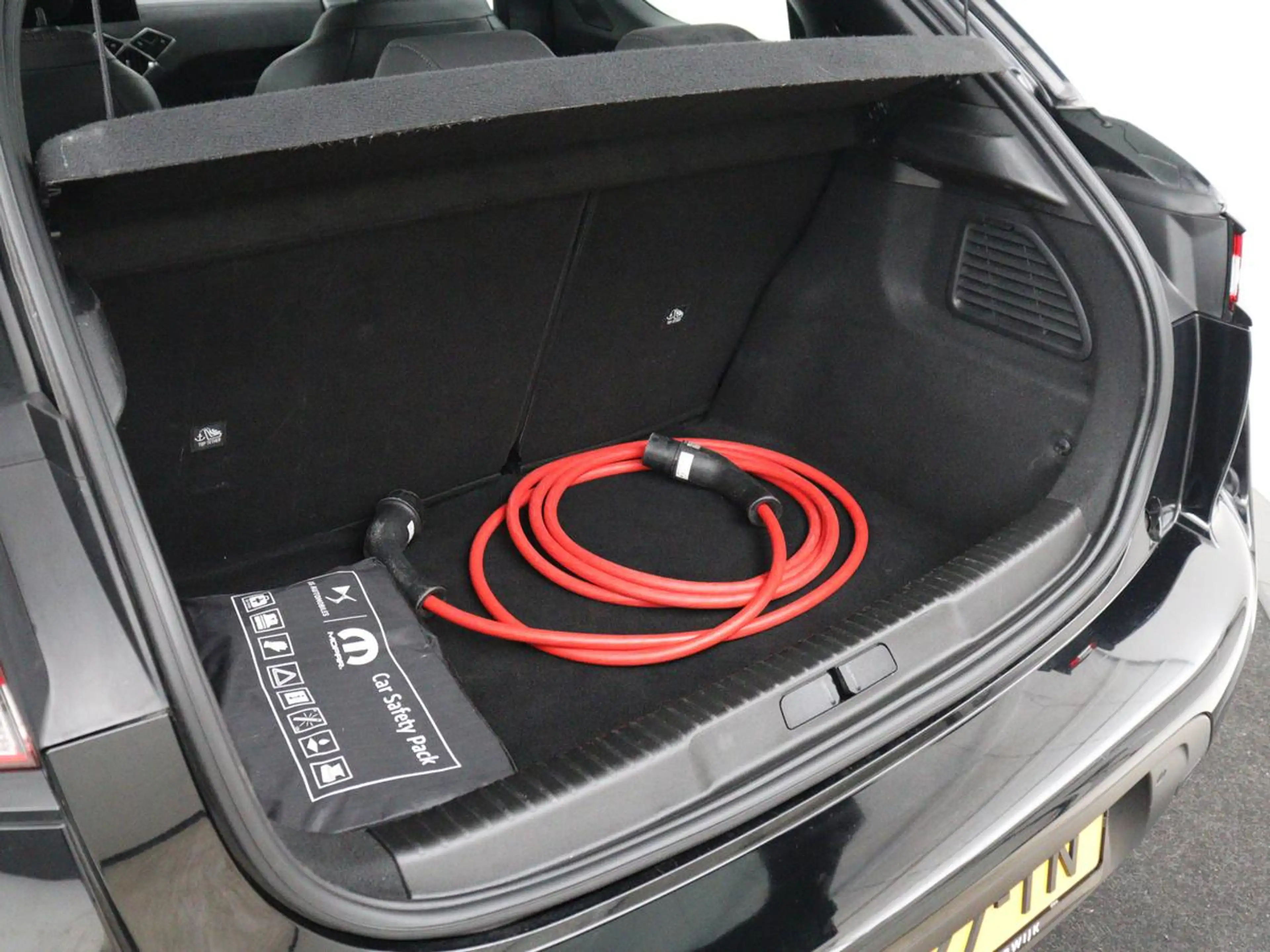 DS Automobiles DS 3 E-Tense Performance Line 54 kWh | SOH 95,4% | Half — photo 27