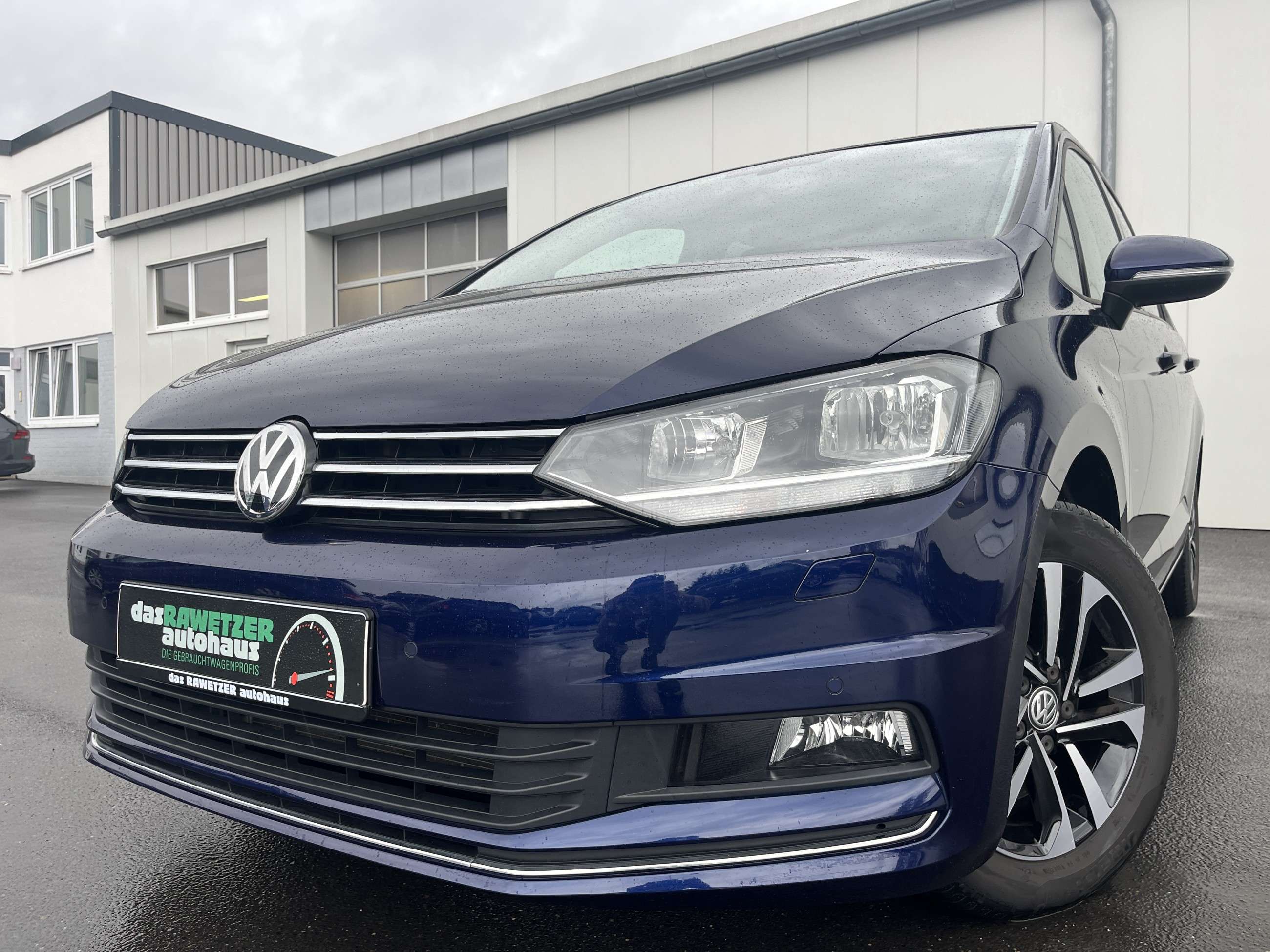 Second hand Volkswagen Touran 1.5