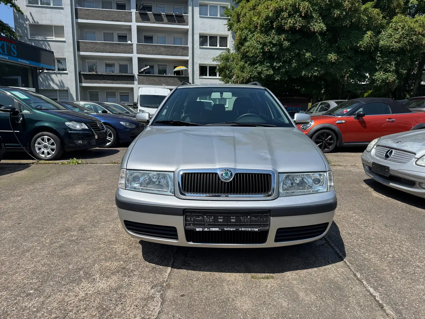 Skoda Octavia Ambiente/1.Hand/S-Heft/Klima Grau - 2