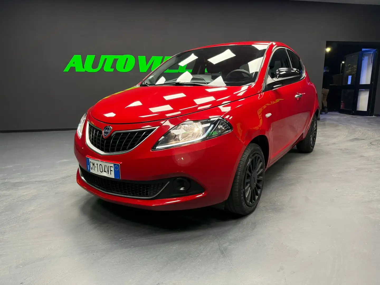 Lancia Ypsilon Ypsilon 1.0 firefly hybrid Silver s Rosso - 2