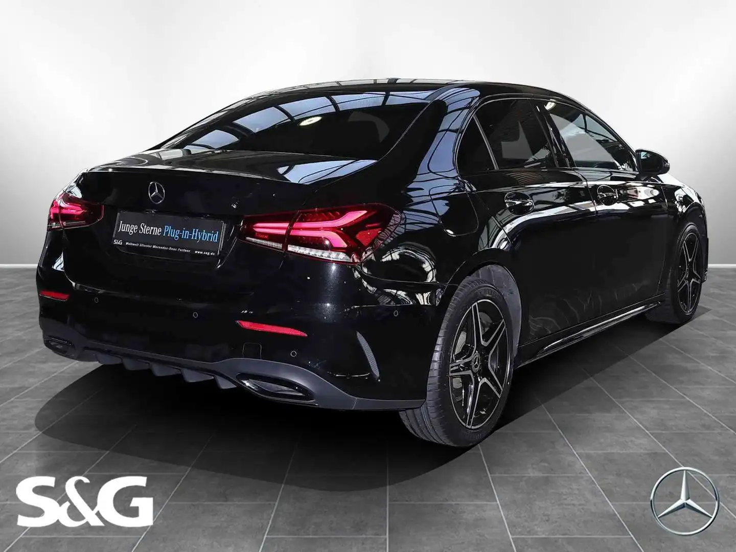 Mercedes-Benz A 250 e AMG HEADUP+DISTRONIC+BURMESTER+LED+18" Schwarz - 2