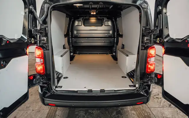 Opel Vivaro view 13