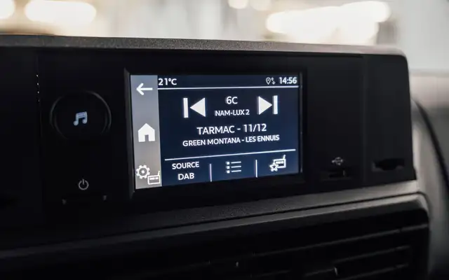 Opel Vivaro view 25