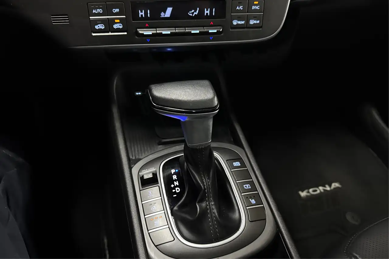 Hyundai KONA снимка Hyundai KONA