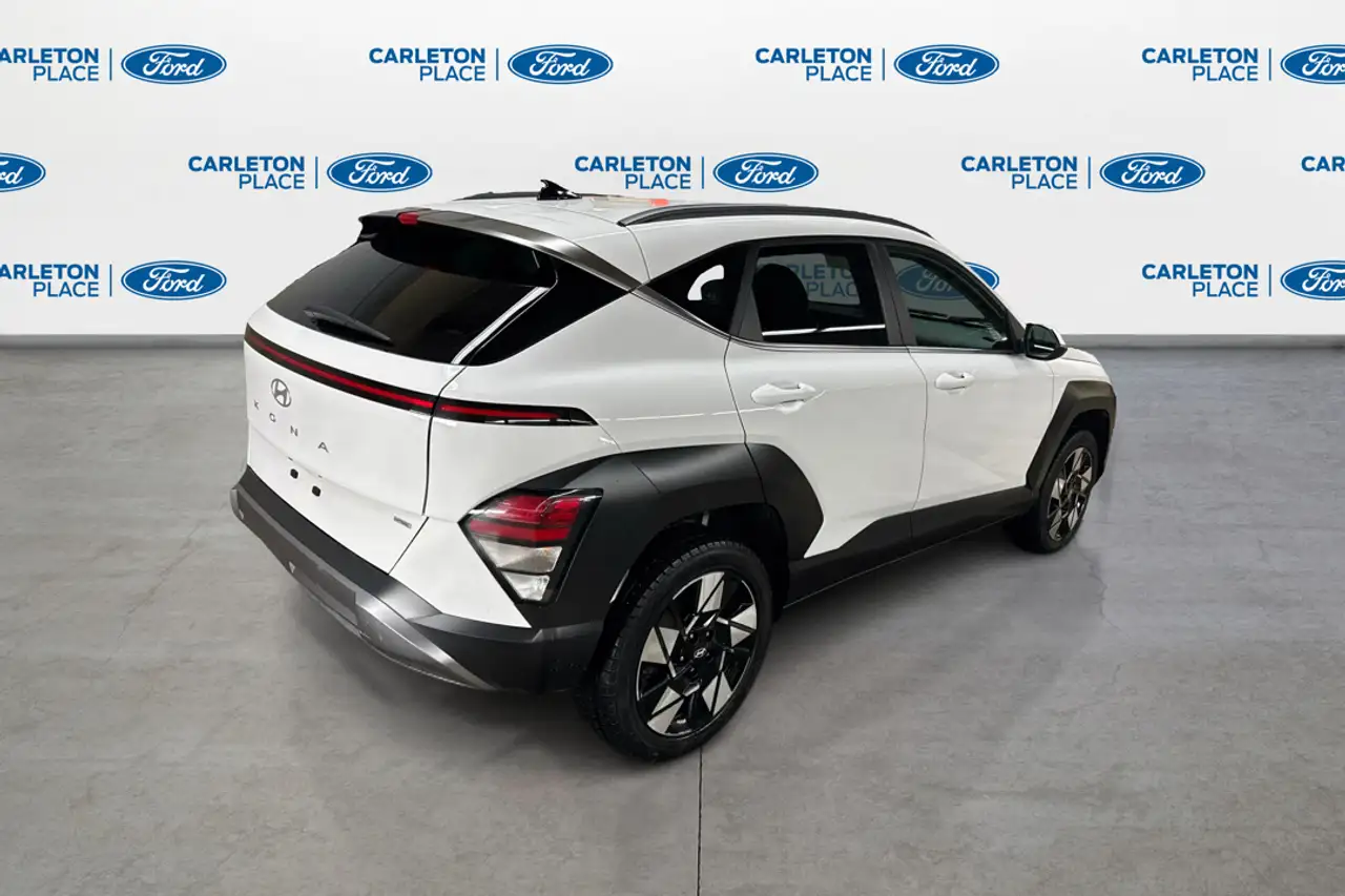 Hyundai KONA снимка Hyundai KONA
