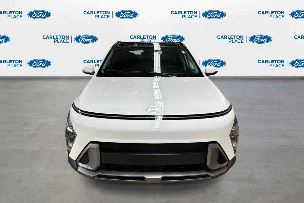 Hyundai KONA снимка Hyundai KONA