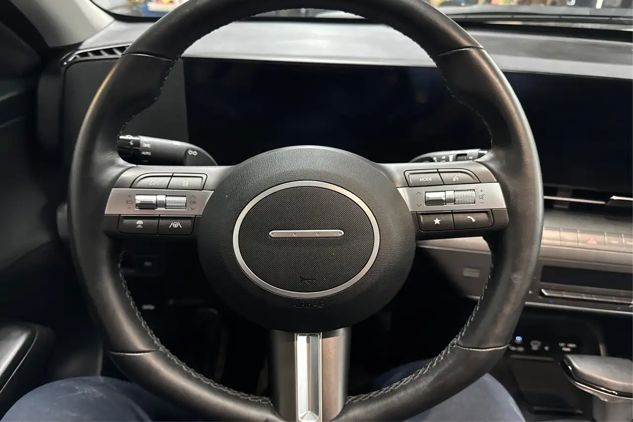 Hyundai KONA снимка Hyundai KONA