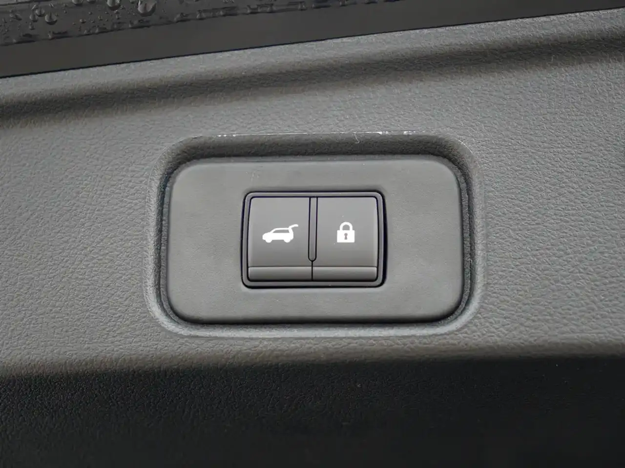 Nissan Pathfinder photo Nissan Pathfinder