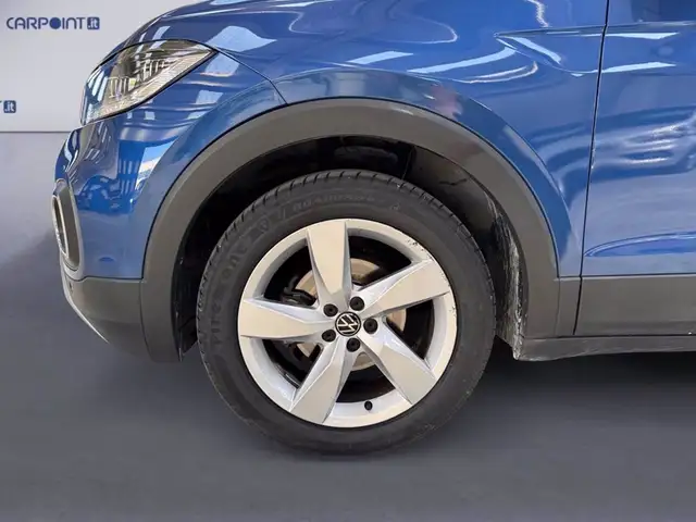 Volkswagen T-Cross view 15