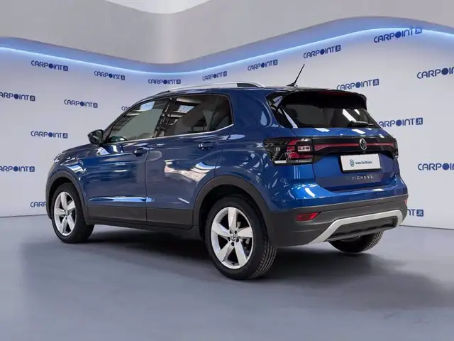 Volkswagen T-Cross view 4