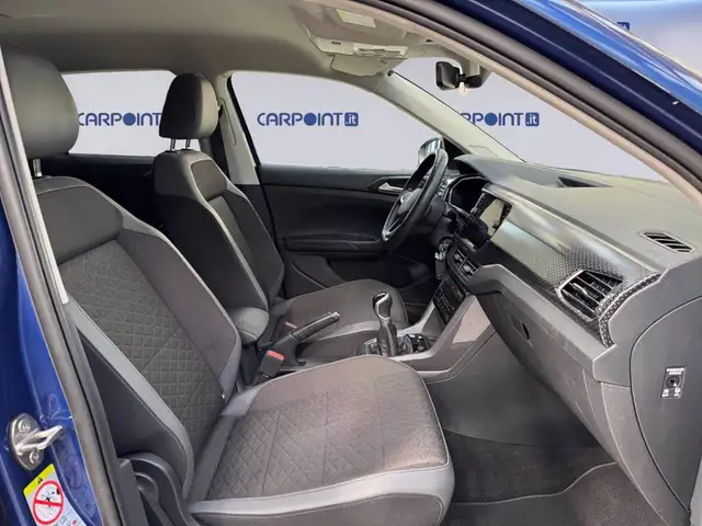 Volkswagen T-Cross view 16