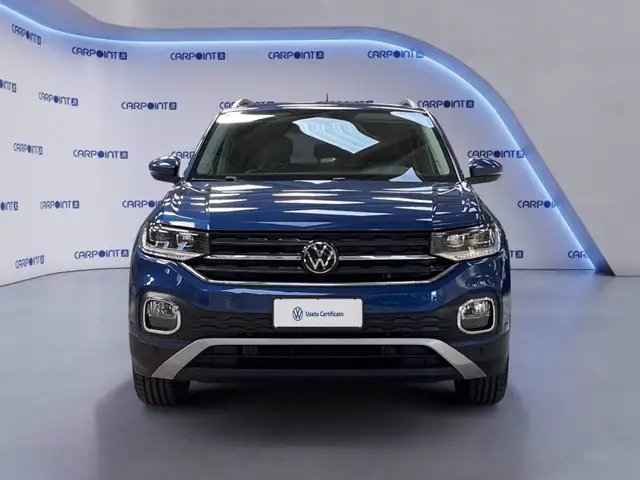 Volkswagen T-Cross view 9