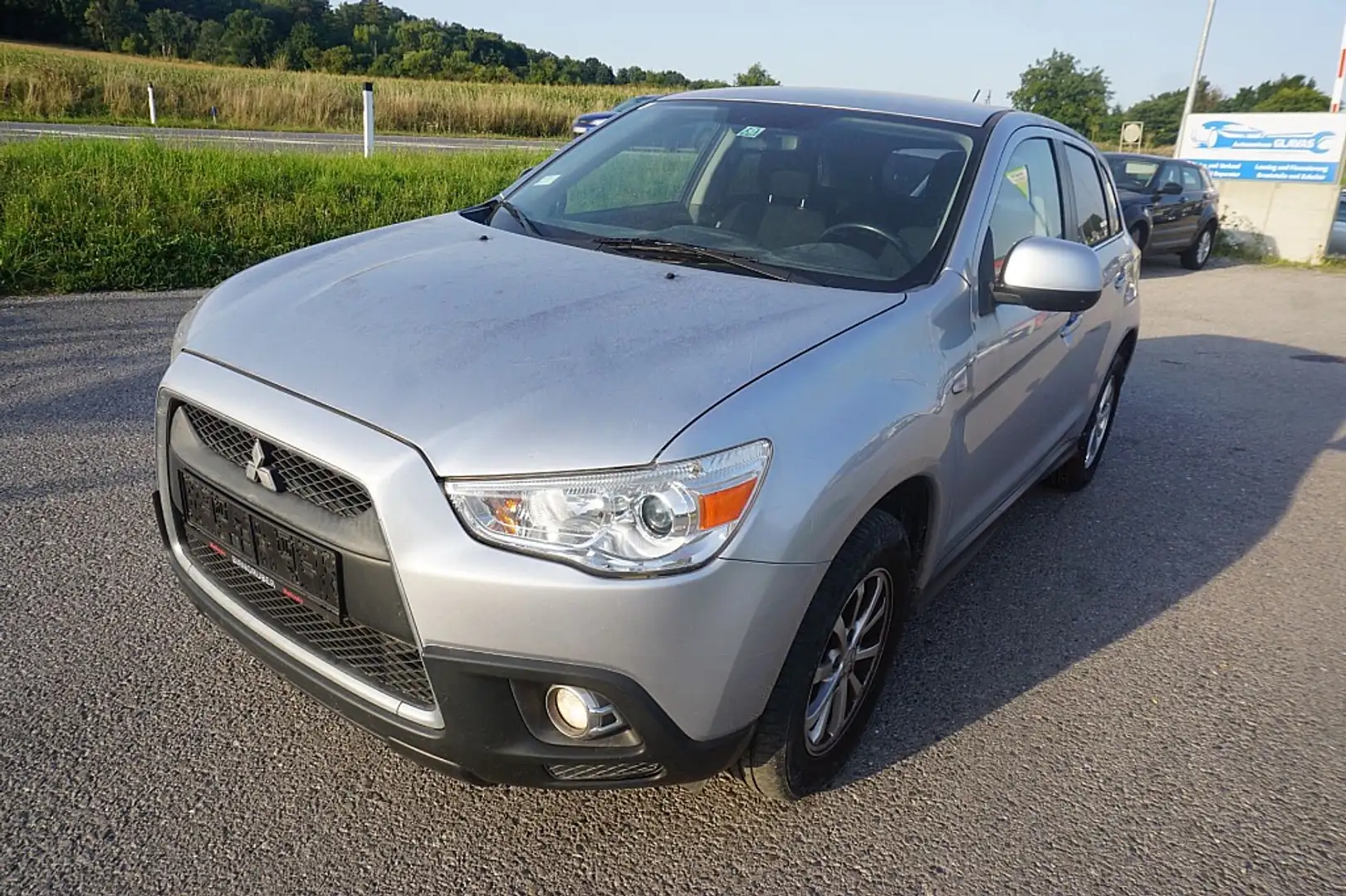 Mitsubishi ASX 1,8 DI-D LP Invite Grau - 2