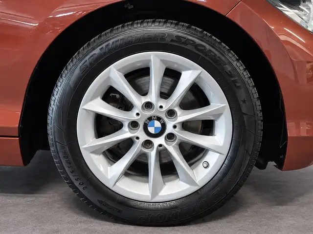 BMW 1 Series view 12