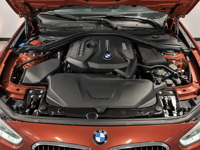 BMW 1 Series view 13