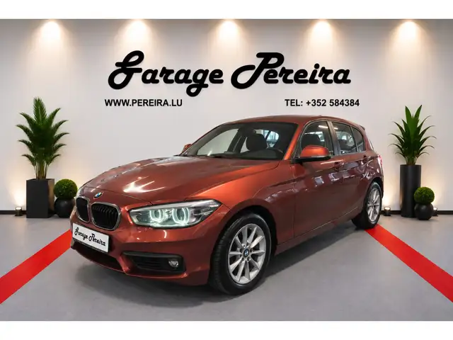 BMW 1 Series view 2