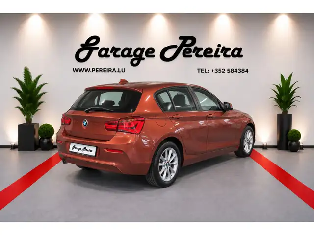 BMW 1 Series view 3